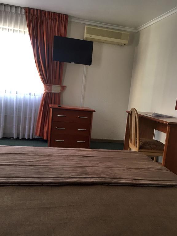 Hotel Maria Angola Santiago del Cile Esterno foto