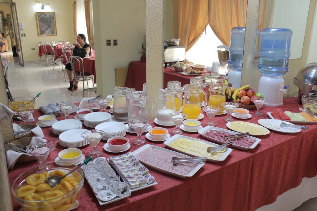 Hotel Maria Angola Santiago del Cile Esterno foto